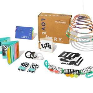 LOVEVERY ‘ The Looker’ Play Kit (0-12 Weeks)